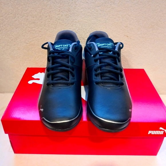 Puma - Picture 2 of 4